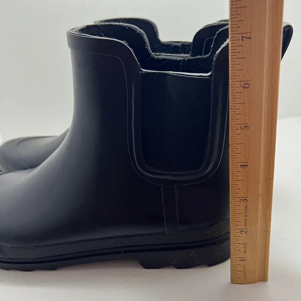 J.Crew Womens Matte Black Chelsea Rain Boots Size 11 Ankle Lug Sole Waterproof
